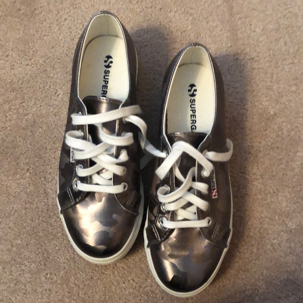 Metallic Camo Supergas